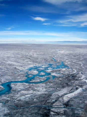 assets-climatecentral-org-images-uploads-news-6_8_14_Brian_GreenlandDirtyIce-350x467